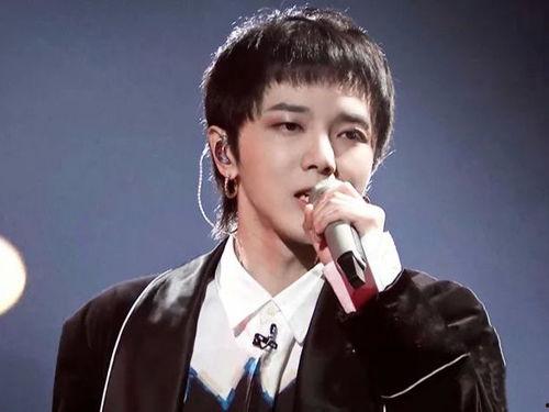 吃瓜星娱乐华晨宇,吃瓜星娱乐背后的音乐奇才